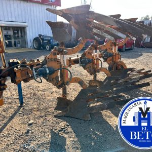 ARADO VERTEDERA REVERSIBLE TRES PUNTAS