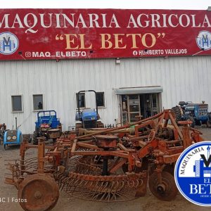 ARRANCADORA Y MELGADORA DE REMOLACHA HERRAMIENTA AGRICOLA